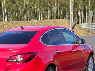 2012 Opel Astra J Рестайлинг, красный, 900000 рублей, вид 1