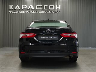 2020 Toyota Camry VIII (XV70), чёрный, 2450000 рублей, вид 4