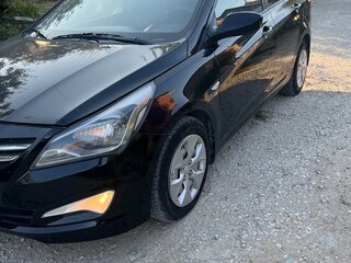 2015 Hyundai Solaris I Рестайлинг, чёрный, 1050000 рублей, вид 1