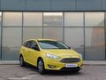 2016 Ford Focus III Рестайлинг, жёлтый, 439000 рублей - вид 1