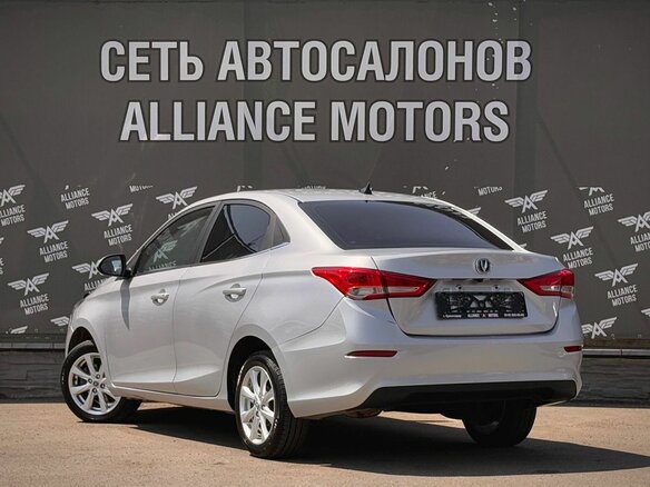 2023 Changan Alsvin, серебристый, 899000 рублей - вид 4