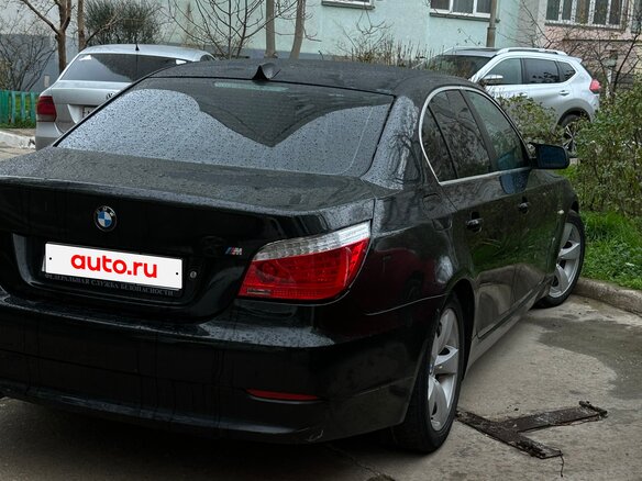 2009 BMW 5 серии 520i V (E60/E61) Рестайлинг, чёрный, 1000000 рублей - вид 8