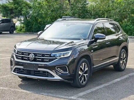 2023 Volkswagen Tayron I Рестайлинг, серый, 2520000 рублей, вид 1