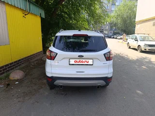 2016 Ford Kuga II Рестайлинг, белый, 2050000 рублей, вид 5
