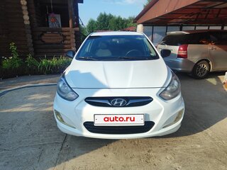 2012 Hyundai Solaris I, белый, 620000 рублей, вид 1