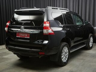 2017 Toyota Land Cruiser Prado 150 Series Рестайлинг 1, чёрный, 4099000 рублей, вид 4
