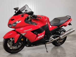 2006 Kawasaki ZX-14R, красный, 579000 рублей, вид 3