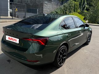2022 Skoda Octavia IV (A8), зелёный, 3000000 рублей, вид 5