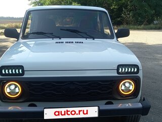2014 Lada (ВАЗ) 2121 (4x4) I Рестайлинг, белый, 430000 рублей, вид 1