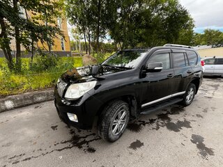 2011 Toyota Land Cruiser Prado 150 Series, чёрный, 2970000 рублей, вид 2