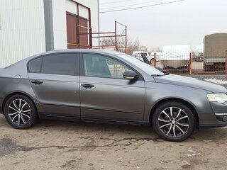 2007 Volkswagen Passat B6, чёрный, 800000 рублей, вид 3