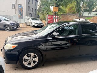 2011 Toyota Camry VI (XV40) Рестайлинг, чёрный, 1150000 рублей, вид 3