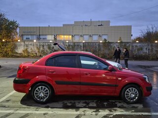 2006 Kia Rio II, оранжевый, 405000 рублей, вид 2