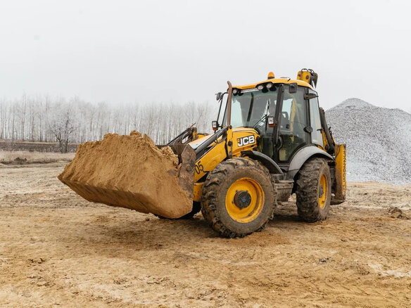 2011 JCB 4CX, жёлтый, 5000000 рублей