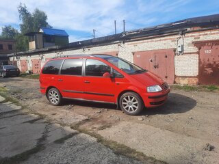 2005 Volkswagen Sharan I Рестайлинг 2, красный, 650000 рублей, вид 1