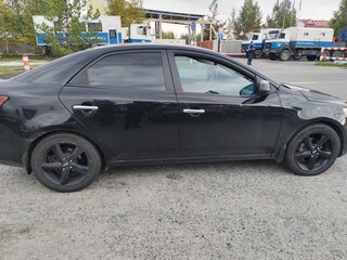 2010 Kia Cerato II, чёрный, 740000 рублей, вид 4