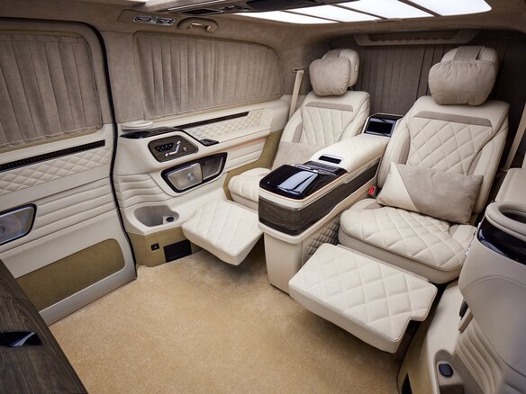 2026 Mercedes-Benz V-Класс Extra Long 300 d экстра длинный III (W447) Рестайлинг 2, чёрный, 37900000 рублей - вид 17
