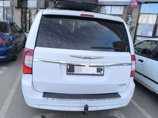 2015 Chrysler Voyager Grand V Рестайлинг, белый, 2050000 рублей, вид 3