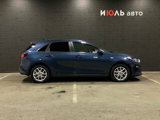 2018 Kia Ceed III, синий, 1600000 рублей, вид 4