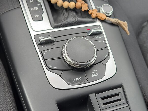 2015 Audi A3 III (8V), чёрный - вид 8