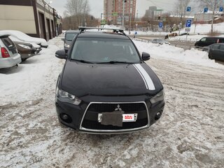 2011 Mitsubishi Outlander II Рестайлинг, чёрный, 1150000 рублей, вид 2