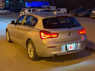 2015 BMW 1 серии 118i II (F20/F21) Рестайлинг, серый, 1250000 рублей, вид 3