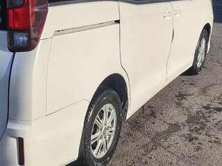 2016 Toyota Noah III (R80), белый, 1850000 рублей, вид 4