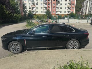 2024 Hongqi H5 II, чёрный, 3400000 рублей, вид 2