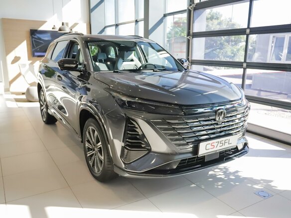 2024 Changan CS75 Plus III, серый, 4029900 рублей - вид 5