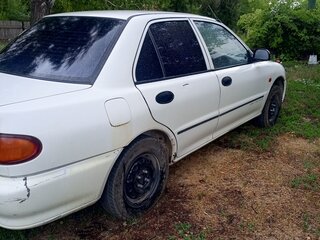 1993 Mitsubishi Lancer VI, белый, 80000 рублей, вид 2