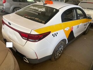 2021 Kia Rio IV Рестайлинг, белый, 940000 рублей, вид 5