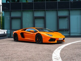 2013 Lamborghini Aventador LP700-4 I, оранжевый, 21000000 рублей, вид 4