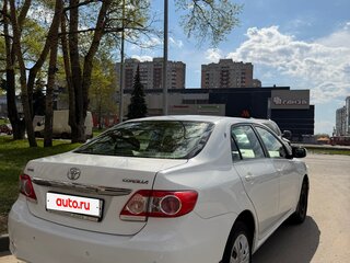2013 Toyota Corolla X (E140, E150) Рестайлинг, белый, 1150000 рублей, вид 3