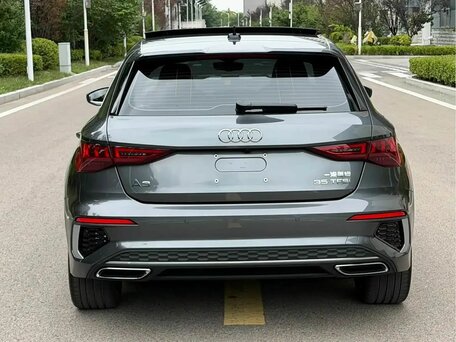 2023 Audi A3 Sportback 35 TFSI IV (8Y), серый, 2170000 рублей, вид 5