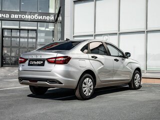 2026 Lada (ВАЗ) Vesta I Рестайлинг (NG), серебристый, 1601000 рублей, вид 4