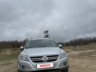 2009 Volkswagen Tiguan I, серебристый, 950000 рублей, вид 3