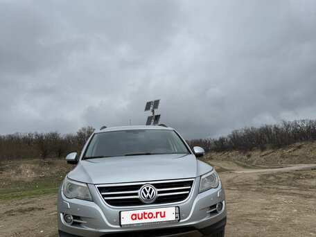 2009 Volkswagen Tiguan I, серебристый, 950000 рублей, вид 3