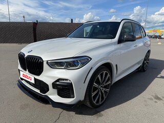 2019 BMW X5 40i IV (G05/G18), белый, 5600000 рублей, вид 2