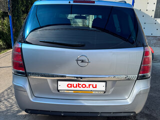 2011 Opel Zafira B Рестайлинг, серебристый, 860000 рублей, вид 5