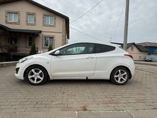 2013 Hyundai i30 II, белый, 649000 рублей, вид 4