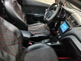 2015 Kia Rio III Рестайлинг, чёрный, 900000 рублей, вид 5