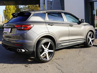 2025 Geely Binyue I Рестайлинг 2, серый, 1895000 рублей, вид 4