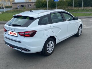 2023 Lada (ВАЗ) Vesta SW I Рестайлинг (NG), белый, 900000 рублей, вид 3