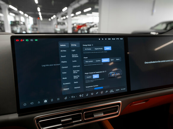 2023 Li Auto (Lixiang) L7 I, серый, 6330000 рублей - вид 17