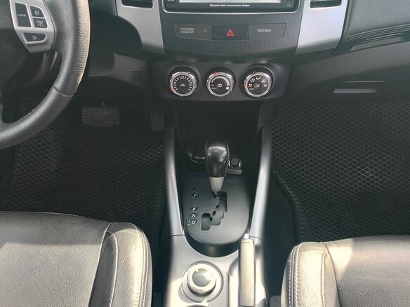 2012 Mitsubishi Outlander II Рестайлинг, серебристый, 1580000 рублей - вид 23