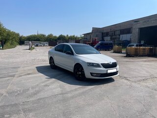2016 Skoda Octavia III (A7), белый, 1730000 рублей, вид 4