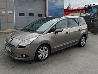 2011 Peugeot 5008 I, серый, 850000 рублей, вид 5