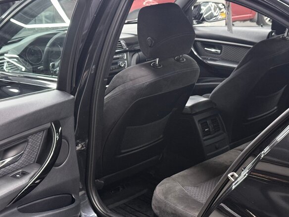 2013 BMW 3 серии 320i VI (F3x), чёрный, 1570000 рублей - вид 13