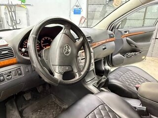 2008 Toyota Avensis II Рестайлинг, серебристый, 670000 рублей, вид 4