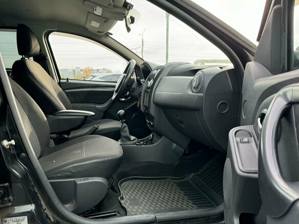 2016 Renault Duster I Рестайлинг, чёрный, 1280000 рублей - вид 10